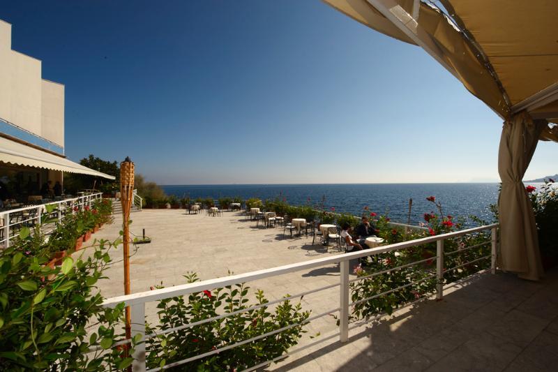 Splendid Hotel La Torre Mondello Exteriör bild